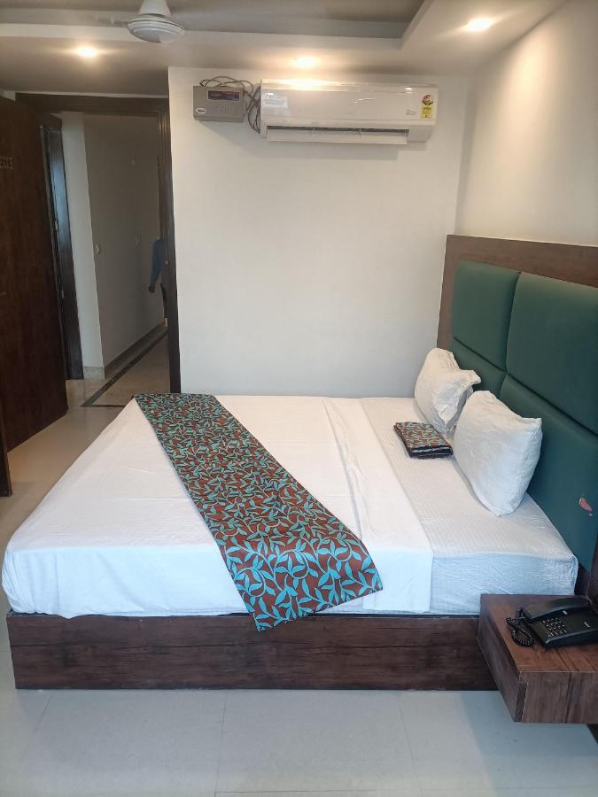 Hotel Tark Inn Near Igi Airport New Delhi Exterior photo